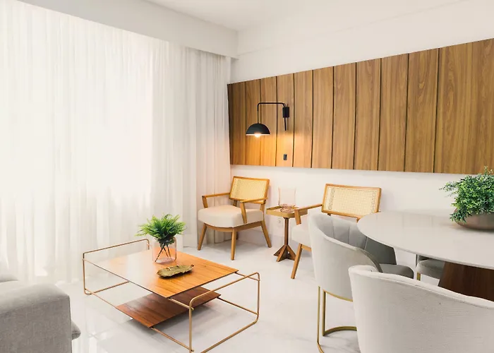 Ramada Hotel & Suites Campos Pelinca